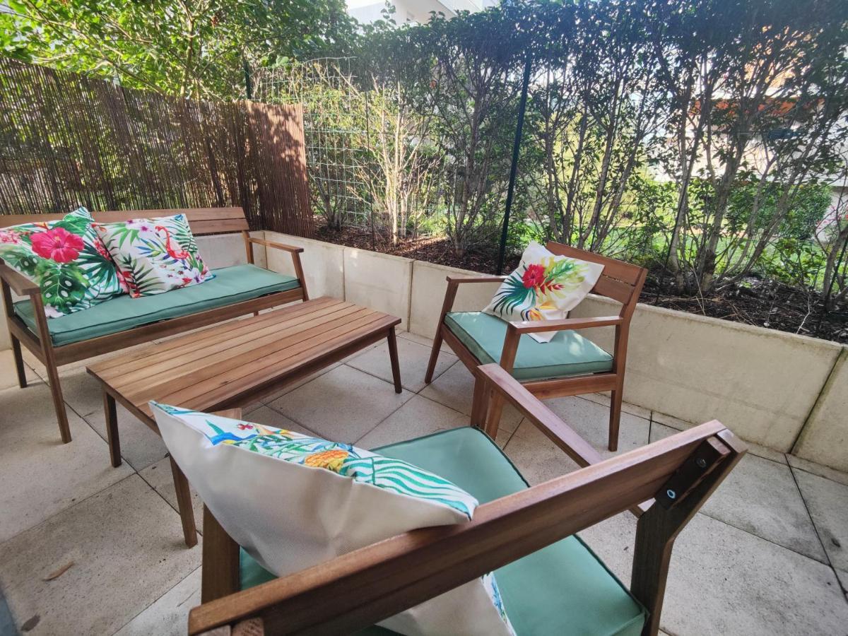 Quietstay 20' Paris, Connected Avec Terrasse * Massy (Essonne)